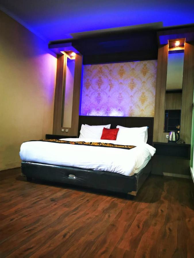 Oyo 822 Hotel Mukti Jaya Purwokerto Dış mekan fotoğraf