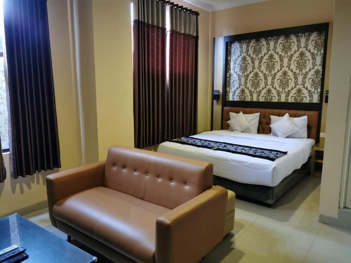 Oyo 822 Hotel Mukti Jaya Purwokerto Dış mekan fotoğraf