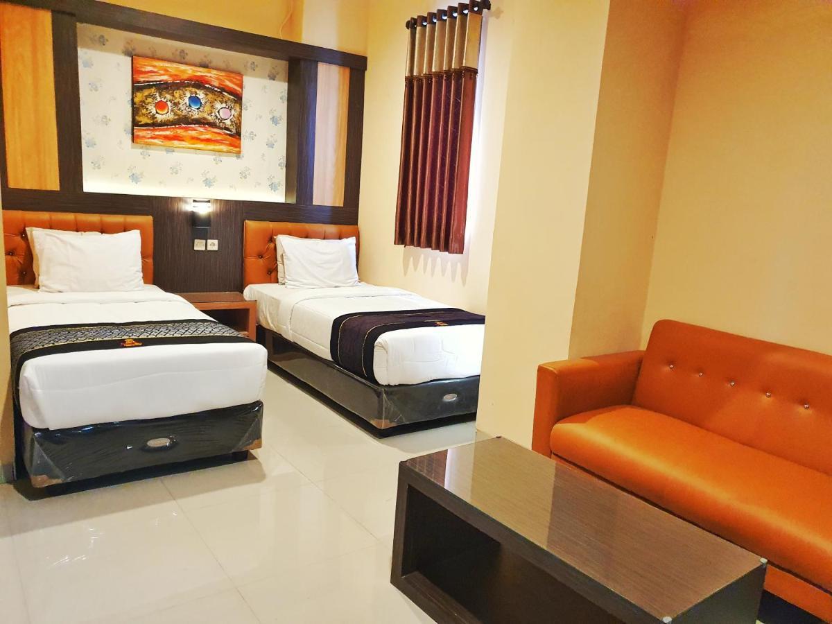 Oyo 822 Hotel Mukti Jaya Purwokerto Dış mekan fotoğraf