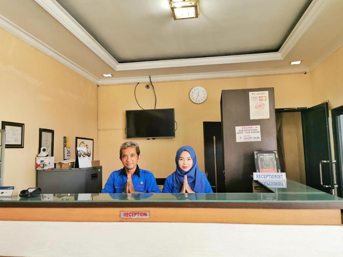 Oyo 822 Hotel Mukti Jaya Purwokerto Dış mekan fotoğraf