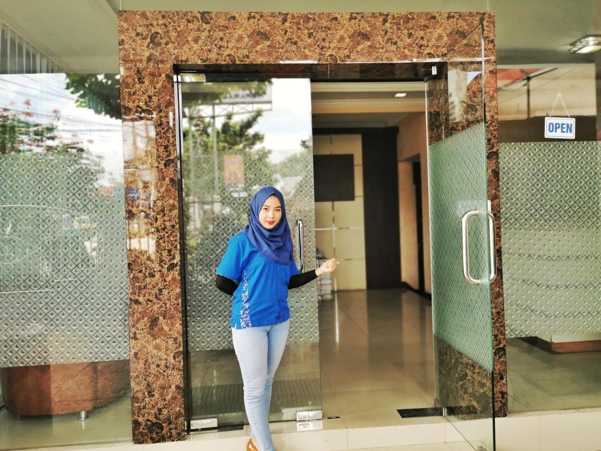 Oyo 822 Hotel Mukti Jaya Purwokerto Dış mekan fotoğraf