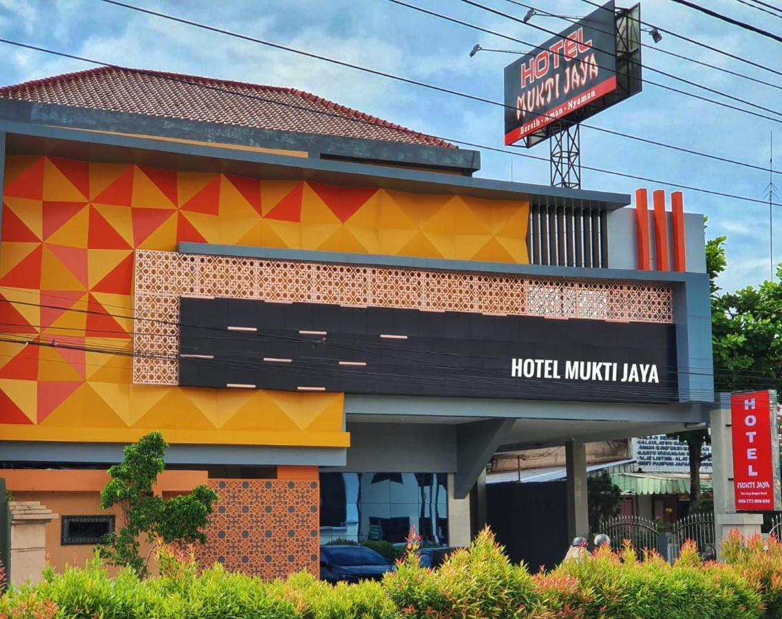 Oyo 822 Hotel Mukti Jaya Purwokerto Dış mekan fotoğraf